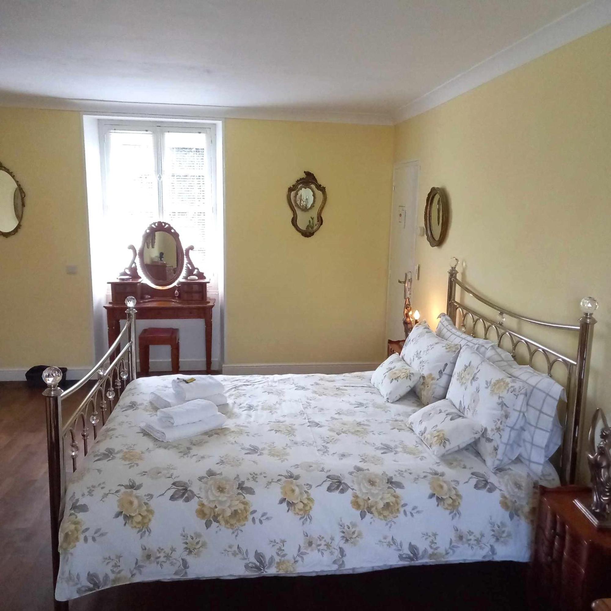 Le Potier Jovial Bed & Breakfast Ger  Bagian luar foto